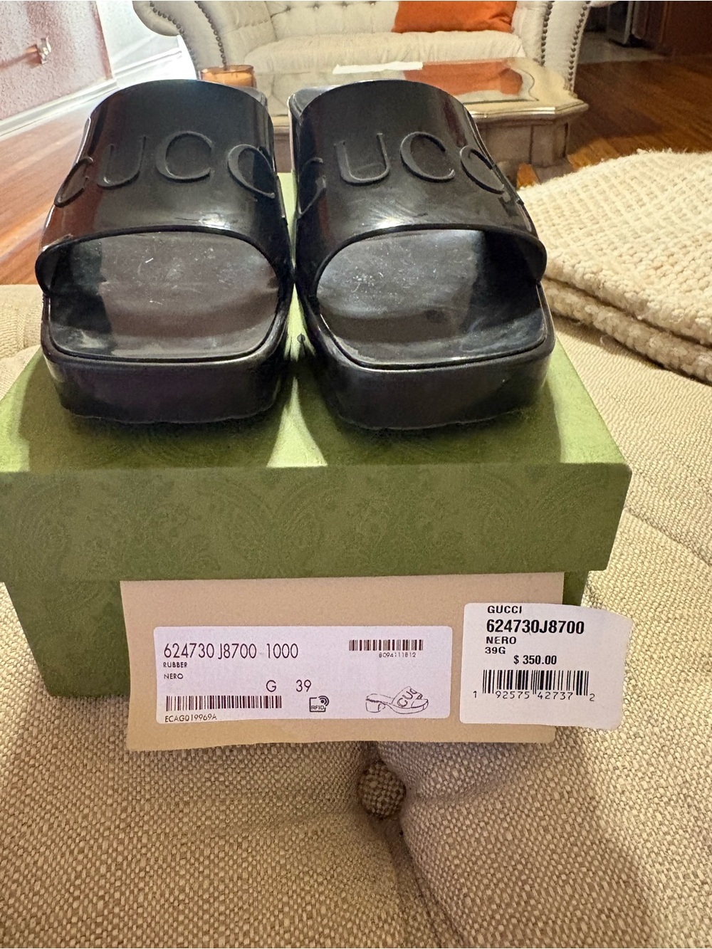 Gucci Black Patent Logo Slide Mules - Picture 2 of 6